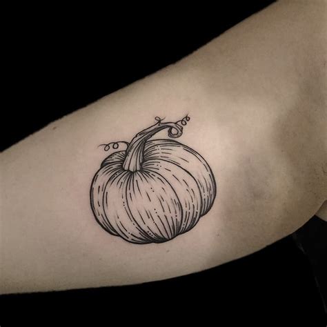 Top 69+ pumpkin vine tattoo - in.cdgdbentre