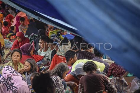 Pengungsi Gempa Lombok Antara Foto