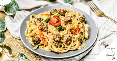 Creamy Beef Sausage Linguine Lonumedhu