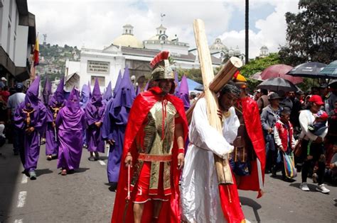 Procesion Jesus Del Gran Poder Mar Quito Informa