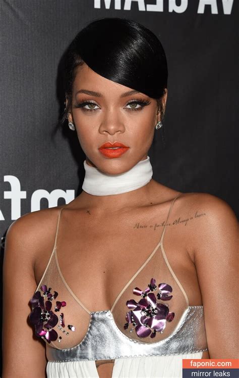 Rihanna Aka Badgalriri Nude Leaks Onlyfans Photo Faponic