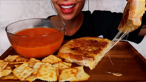 Asmr Eating Grilled Cheese Tomato Soup And Crackers No Talking Youtube