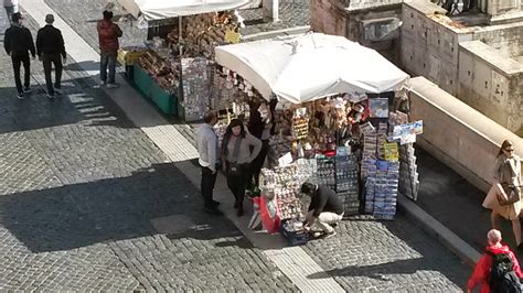 Venditori Ambulanti A Roma Artribune