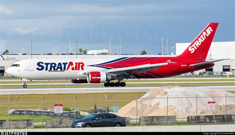 N351cm Boeing 767 323erbdsf Stratair Northern Air Cargo