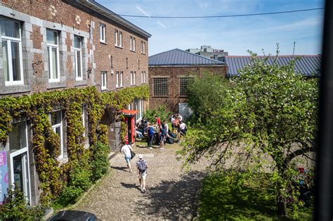 Campus de Loncin Éducation physique Pédagogique bibliothèque