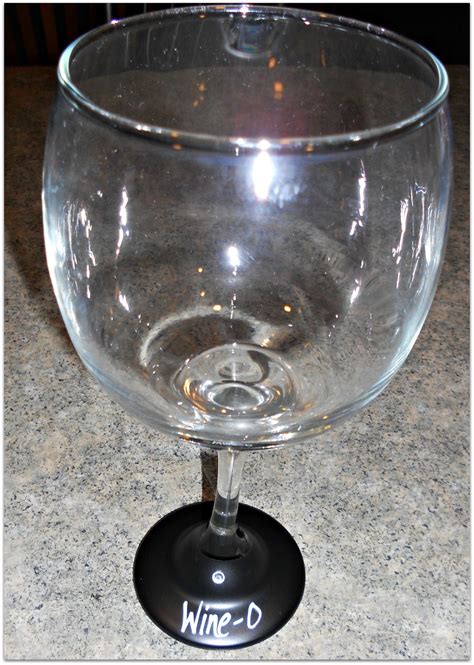 Crazylou Homemade Holiday S Chalkboard Painted Wine Glasses