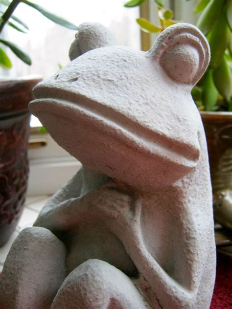 Frog Statue Concrete Frog Figure Cement Garden Decor - Etsy