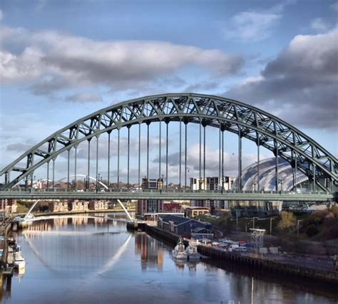 90 reader photos of the Tyne Bridge mark 90 years since it linked Newcastle & Gateshead ...