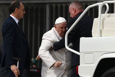 Qué enfermedades afectan al papa Francisco Chapin TV