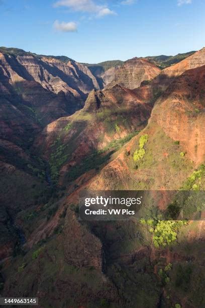 80 Waimea River Kauai Stock Photos High Res Pictures And Images