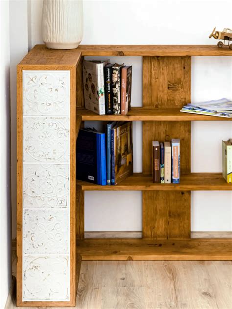 Nude Corner Bookshelf SYRA