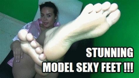 FOOT FETISH 240922KVIOD5 VIOLET GREAT ASS MODEL IN SEVERAL POSITIONS SHOWING SEXY FEET FREE