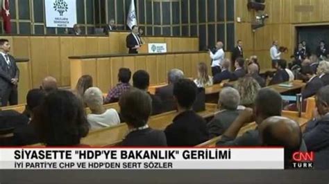 Chp Li G Rsel Tekin Den Y Parti Ye Zehir Zemberek S Zler Susuyoruz