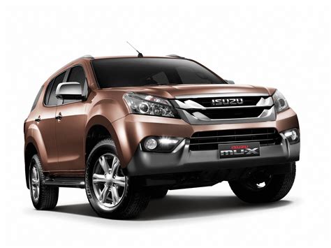 Isuzu Mux 1 3 Frontright Low Angle Paul Tans Automotive News