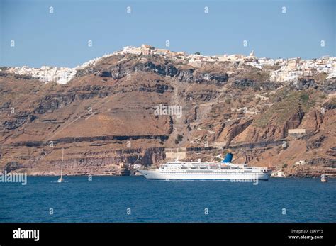 Cruise Ship Island Aerial Hi Res Stock Photography And Images Alamy