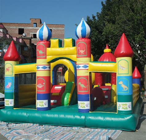 Factory Price Commercial Giant Inflatable Jumping Bouncing Castle For