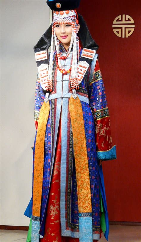 Costume Traditionnel Costume Traditionnel Beaux Vêtements Tenue