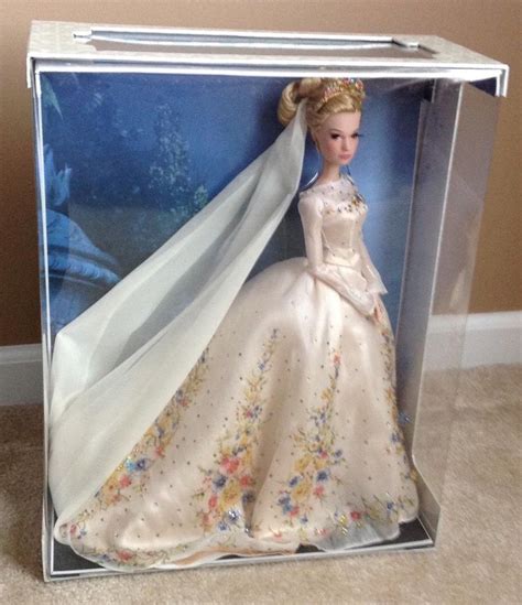 Cinderella Limited Edition Doll 2020 Dusolapan