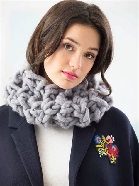 Free Crochet Fast Cowl BePatterns