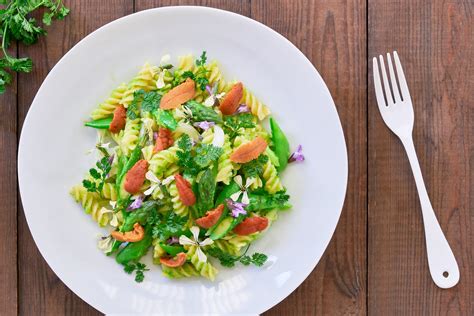 Spring Pasta Recipe (Pasta Primavera) with Green Pea Pesto