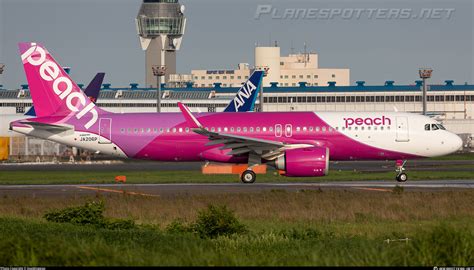 JA206P Peach Airbus A320 251N Photo By HuoMingxiao ID 1454247