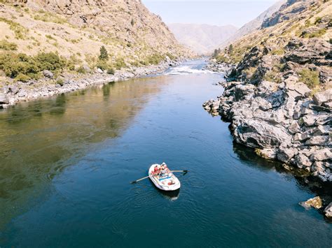 River Guide — Hells Canyon Raft