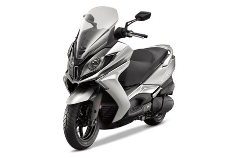 Motorrad Vergleich Yamaha Xmax Vs Kymco New Downtown I Abs