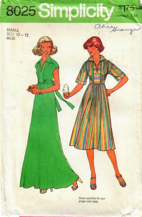 1970s Simplicity 8025 Vintage Sewing Pattern Misses Flared Etsy Vintage Sewing Patterns