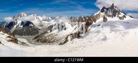 Dent Du Geant Dente Del Gigante Giant S Tooth At The Western End Of