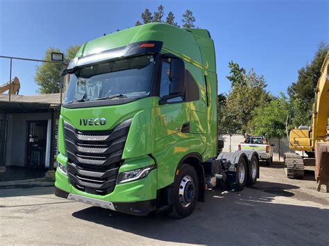 Tracto Camion IVECO 2024 S WAY 64 480HP AUT Buin Newtrac