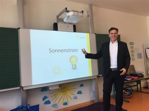 HS In Grundschule Deisenhofen 2018 07 Heckert Solar GmbH