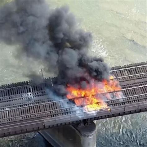 Fire Breaks Out On Railroad Bridge At Harpers Ferry Journal News Journal