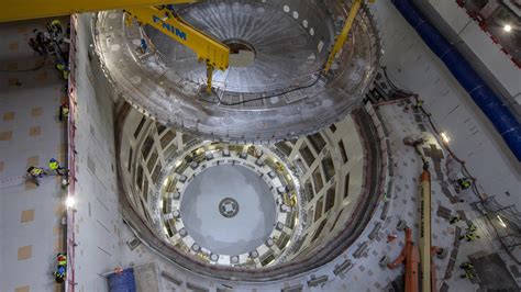 World S Largest Nuclear Fusion Reactor Iter Begins Assembly Phase Epfl