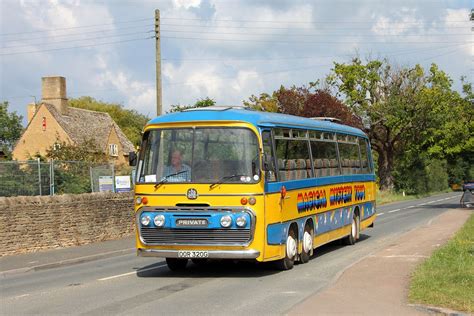 Bedford Val Oor G Vauxhall Motors Running Day Bus Coach Busses