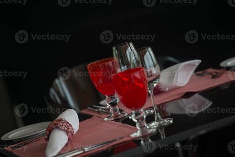 table setting at restaurant 10754910 Stock Photo at Vecteezy