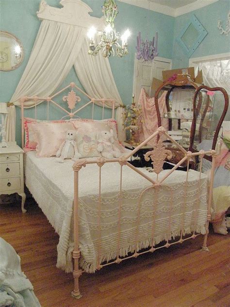 Pink Antique Wrought Iron Bed Shabby Chic Shabby Chic Room Shabby