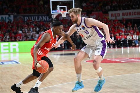 Basketball Bundesliga FC Bayern nach Sieg gegen Göttingen vor