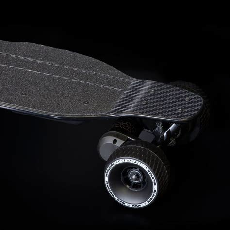 Flex E 2 0 Carbon Fibre Electric Skateboard Slick Revolution Flex