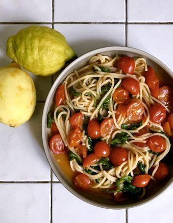 One Pot Pasta Au Citron Et Tomates Cerises Pour Personnes Recettes