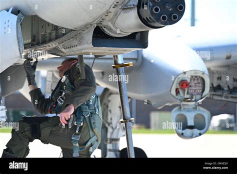 U S Air Force Col Richard Hunt Vice Commander Of The 175th Wing