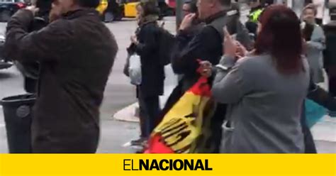 V Deo Abucheo A Pedro S Nchez En La Diagonal De Barcelona