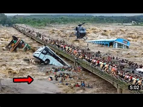 Most Horrific Natural Disasters In World Caught On Camera Flash