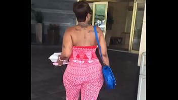 Nice Curved Black Ass Shaking XNXX