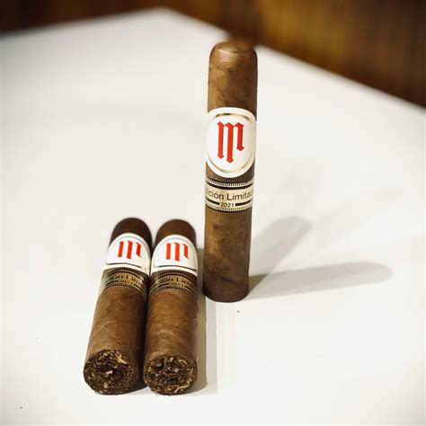 Cigar News Crowned Heads Announces Mil D As M Gicos Edici N Limitada