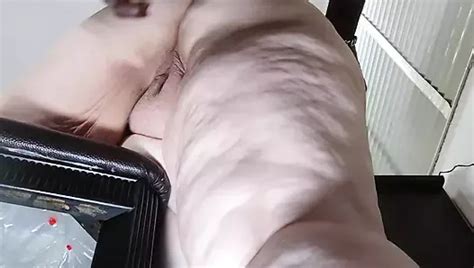 Dicker Arsch Fette Reife SSBBW BBW Milf Frau Zieht Blank Und Zeigt Ihren Fetten Hintern