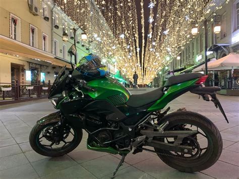 Купить б у Kawasaki Z инжектор передач в Москве зелёный naked bike года на Авто ру