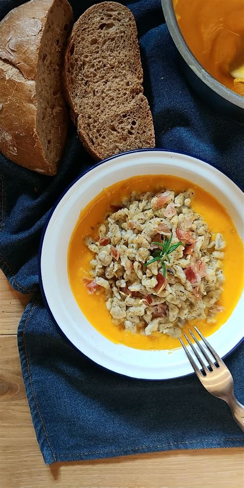 Spätzle con Grano Saraceno su Crema di Zucca Dolci Mari e Monti