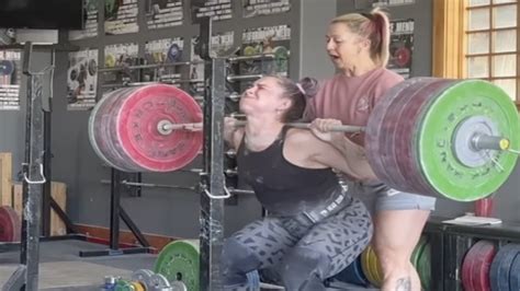 Weightlifter Mattie Rogers 76kg Hits 190 Kilogram Squat For New