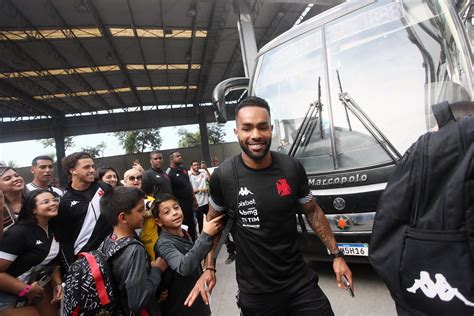 Contrata Es Do Vasco Na Janela Veja Quem Chega E Quem Vai Embora Do