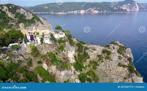 Cidade De Palaiokastritsa Na Ilha De Corfu Na Grécia Filme Vídeo de